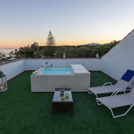 Vacation Marbella: Beachfront Duplex Penthouse With Sea View & Jacuzzi